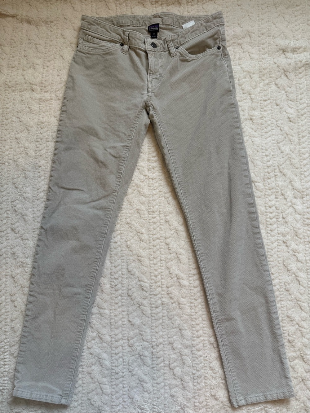 Patagonia Slim Corduroy Pants in Light Taupe size 29
